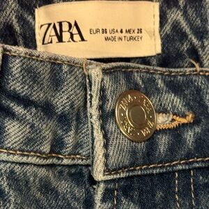 Zara Women’s Blue Denim Jeans - NWOT